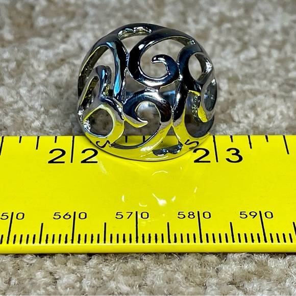 Heart scroll ring - Picture 3 of 4